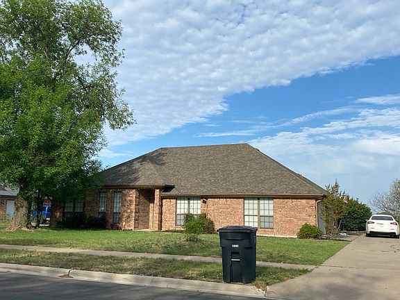 2nd image of 1413 S Roy Reynolds Dr