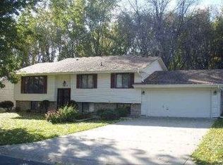 1670 18th Ave NW, New Brighton, MN 55112