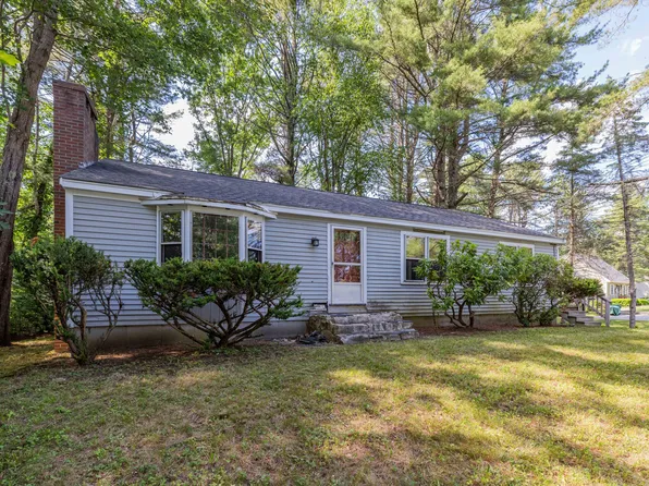 20 Canterbury Circle, Kennebunk, ME 04043