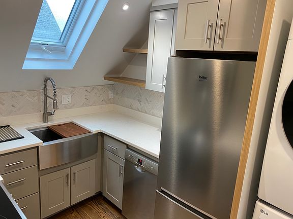 2nd image of 37 Spencer Ave #3