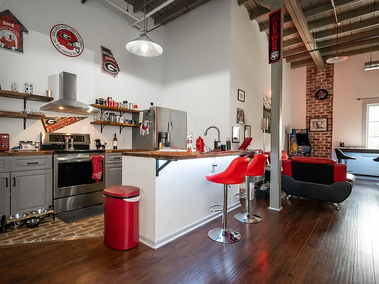 269 N Hull St #216 — Photo 5