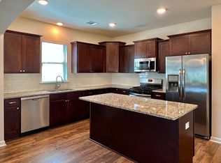 7624 Waterview Dr, Baton Rouge, LA 70820