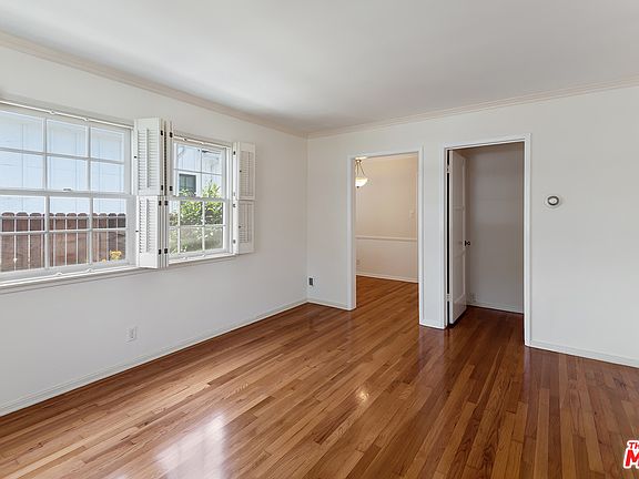 4th image of 3615 Meier St