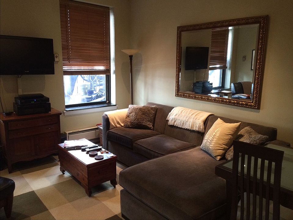 1st image of 407 W 40th St APT 4B