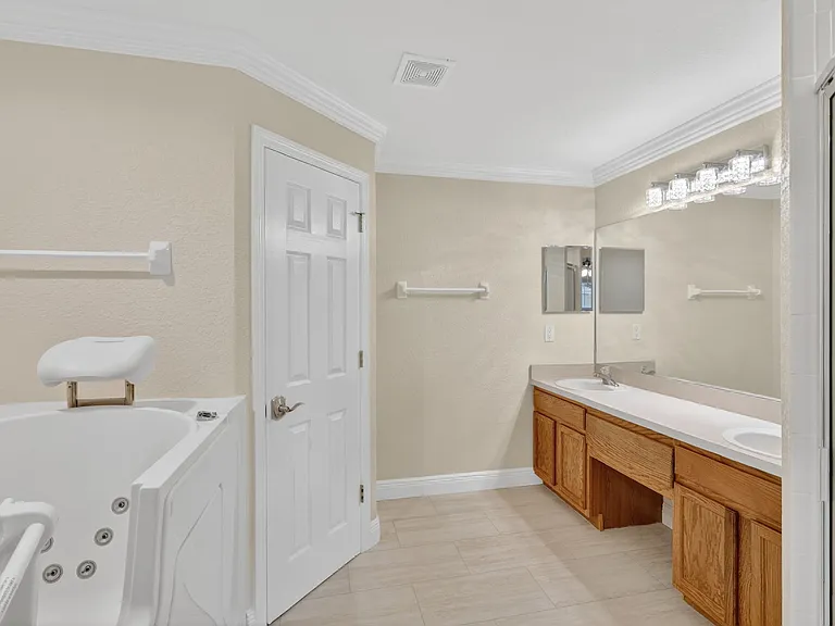 2294 Knollwood Dr — Photo 11