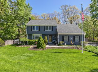 283 Pipe Stave Hollow Road, Miller Place, NY 11764