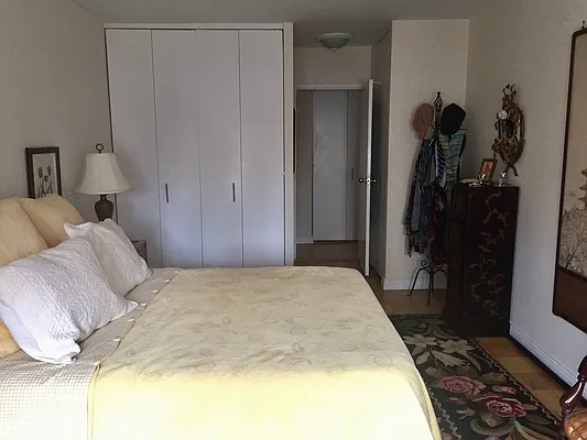 Rented by NextStopNY | media 3