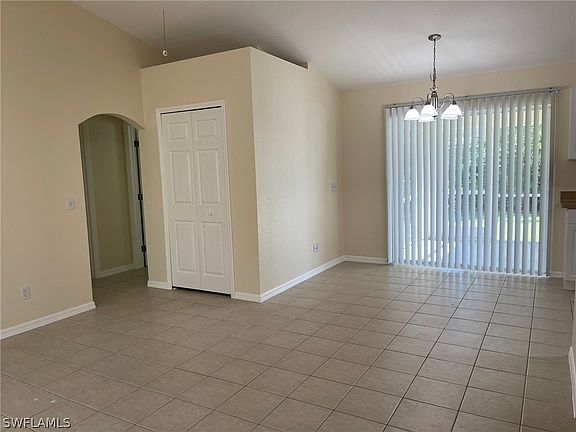 3rd image of 506 NE Van Loon Ln