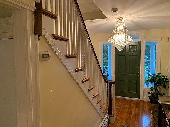3rd image of 563 Furnace Brook Pkwy #0