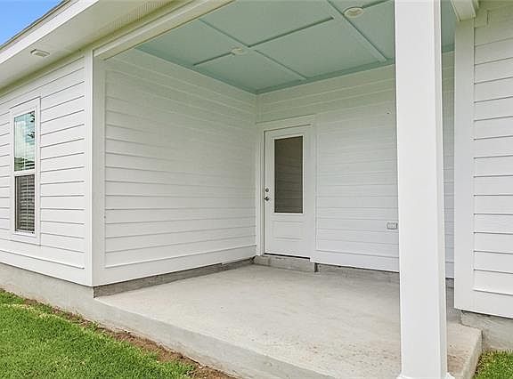 3rd image of 106 Havana St #B