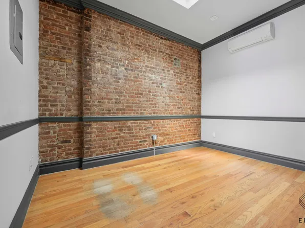 133 23rd Street image 2 of 21