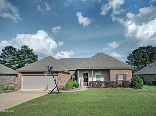2022 N Ridge Dr, Madison, MS 39110