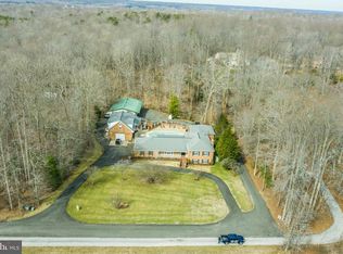 2425 Smoky Rd, Huntingtown, MD 20639