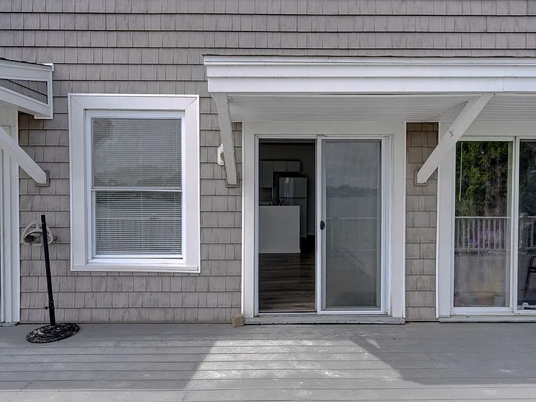 41 E High St #3 — Photo 3