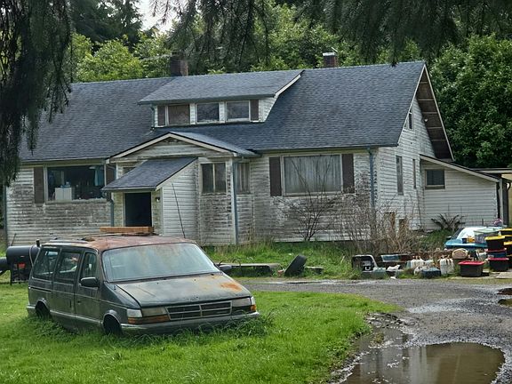 2nd image of 175 Copalis Beach Rd
