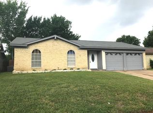 2801 Riverlake Ct, Irving, TX 75060