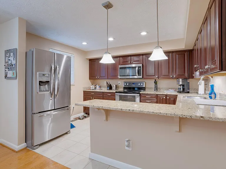 7955 Tyson Oaks Cir — Photo 5
