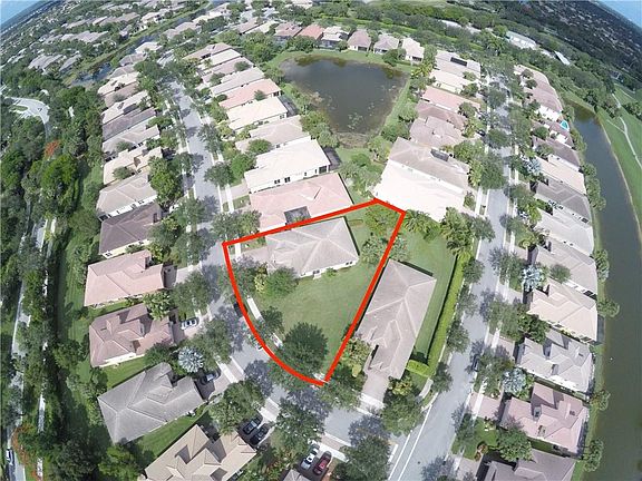2nd image of 7184 NW 116th Way