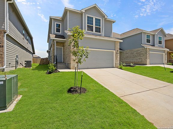 2nd image of 2455 Dry Moss Way