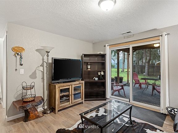 5th image of 7807 Royal Oak Dr SE