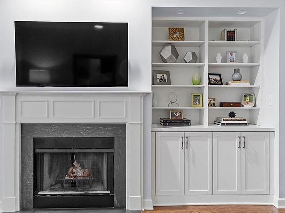 5th image of 3001 Anderson Dr Unit 103