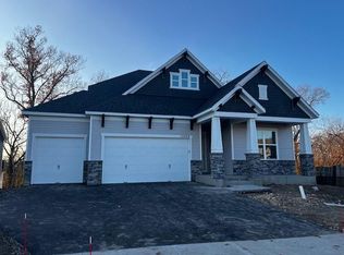 10009 Jack Pine Ln, Rogers, MN 55374