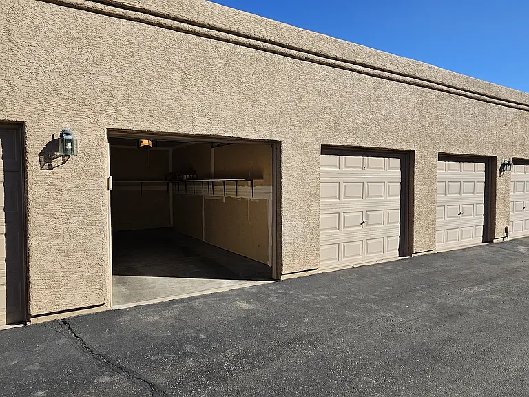 One Car Detached Garage