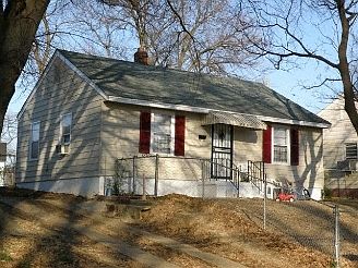 2nd image of 2668 Frisco Ave