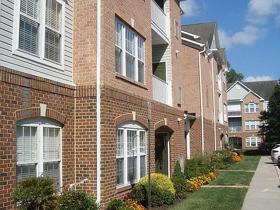 2nd image of 205 Kings Crossing Cir Unit 68