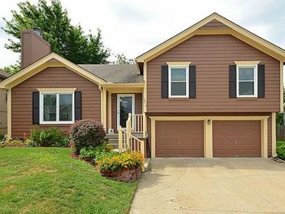 1211 NW 72nd Ter, Kansas City, MO, 64118
