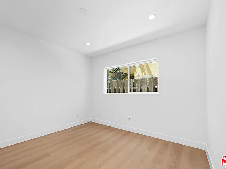 833 5th St #ADU — Photo 2