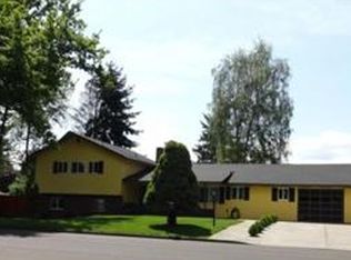 1213 NW Summit Dr, Vancouver, WA
