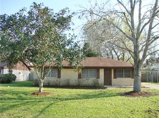 1441 Camellia Dr, Sweeny, TX 77480