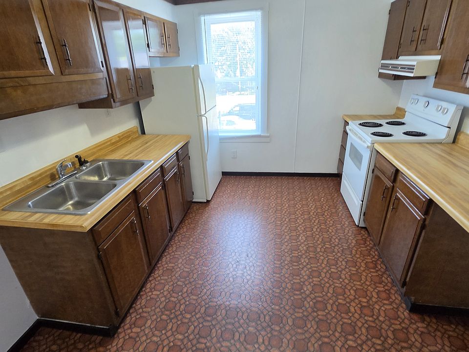 1st image of 378 S Main St APT D