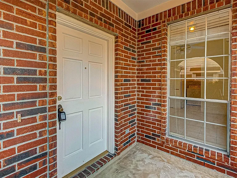 125 Barbetta Ct — Photo 11
