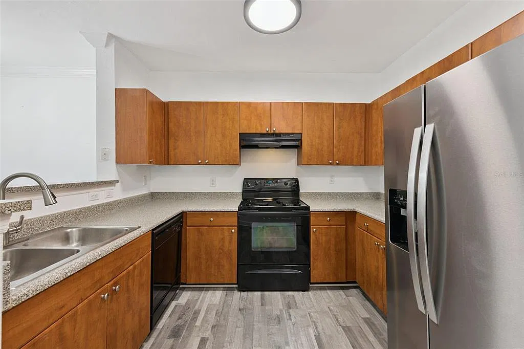 2 bed, 2.0 bath, 1115 sqft, $2,100 — Photo 4