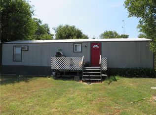 503 Denver Rd, Sunset, TX 76270