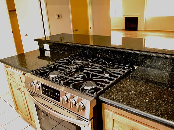 5th image of 1628 S Bundy Dr #237