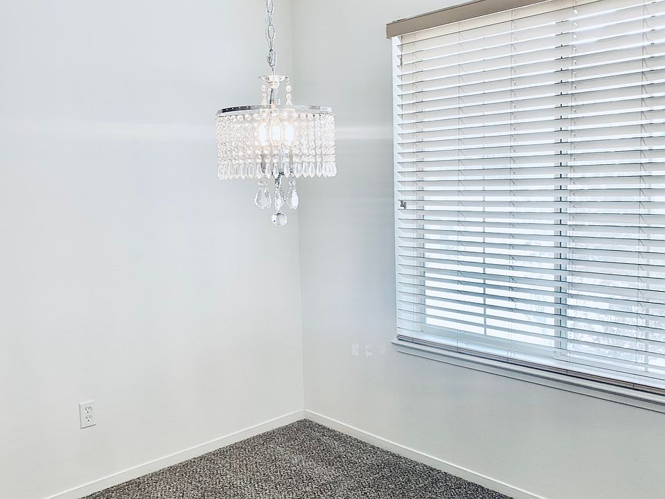 Dining room between kitchen and living room.