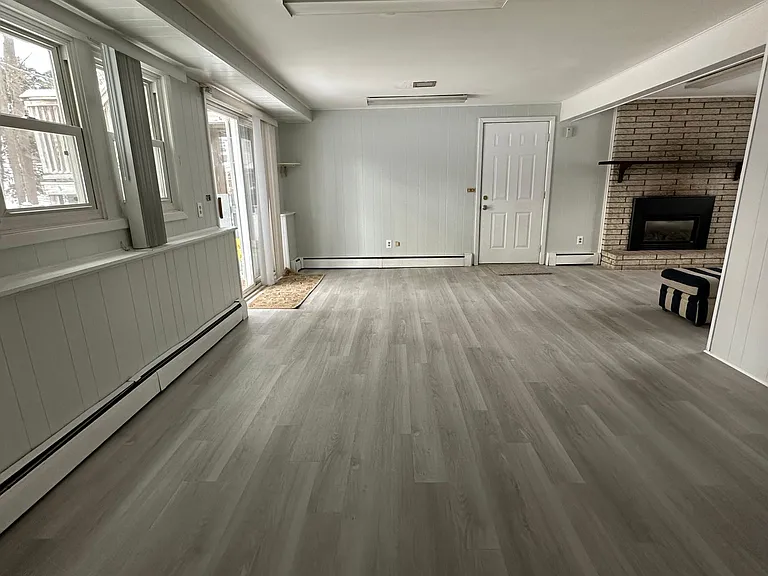11A S Hollow Rd — Photo 12