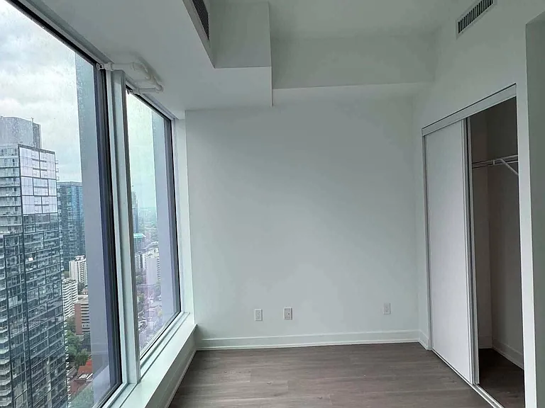 8 Wellesley St W #4608 — Photo 8