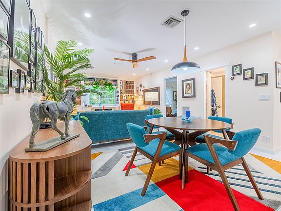 4th image of 639 W Oakland Park Boulevard #220D