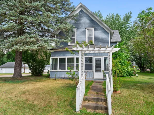 43687 Gates Ave, Harris, MN 55032