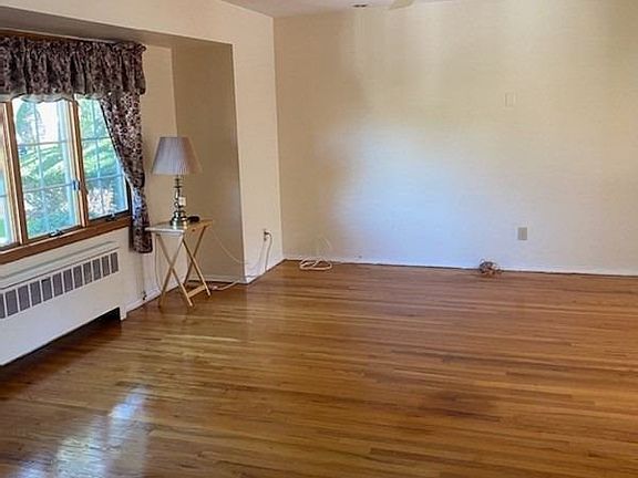 2nd image of 491 Coolidge St