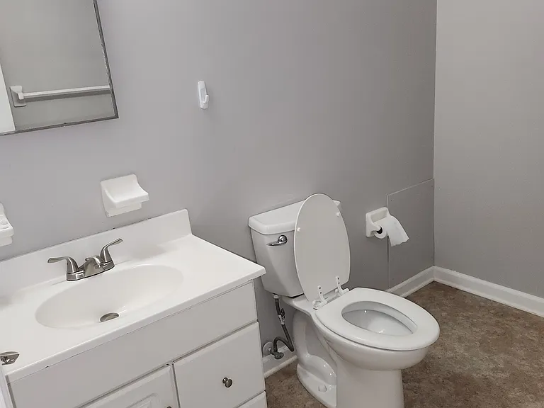 5912 Starcrest Dr — Photo 17