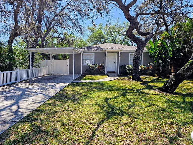 3128 W Varn Ave — Photo 1