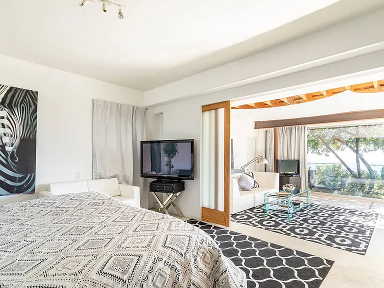 6928 Los Tilos Rd — Photo 11