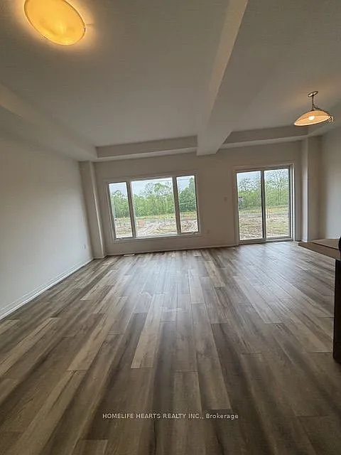 3 bed, $2,650 — Photo 2