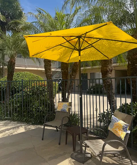 Covina Palms Apartments — Photo 14