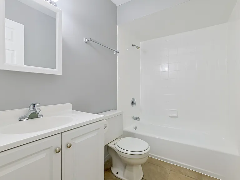 212 Madison St #1A — Photo 2